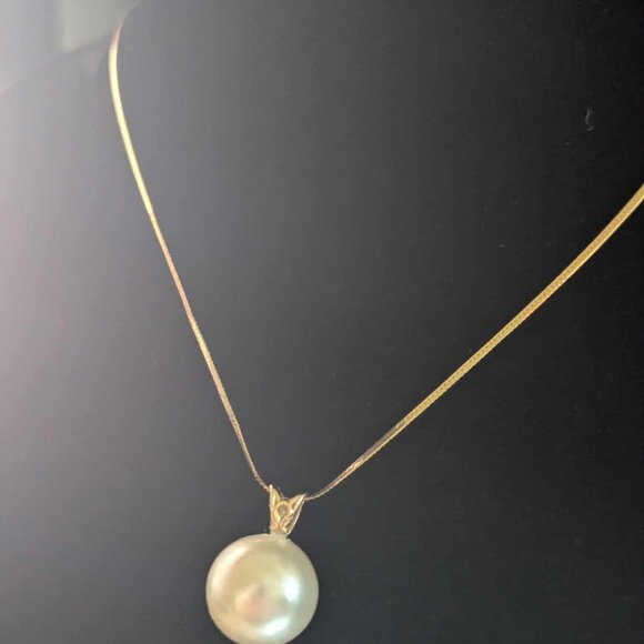 12mm South Sea Pearl Champagne in 14k Yellow Gold Pendant - Picture 7 of 11